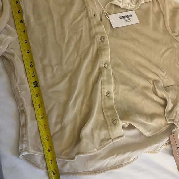 NWT Reformation Cam Velvet Top - Picture 11 of 11